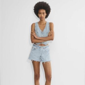 NWT Aritzia Denim Forum Ex-Boyfriend High-Rise Denim Short
